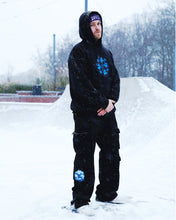 Load image into Gallery viewer, Man wearing black Bubbles Cargos and Black Oversized Bubbles Hoodie