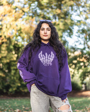 Load image into Gallery viewer, woman wearing oversized purple lavender hoodie