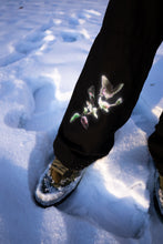 Load image into Gallery viewer, STEPPING BACK CARGOS